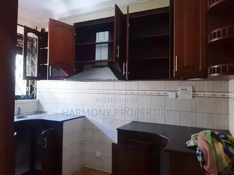 3bdrm Villa in Bugolobi, Central Division for rent