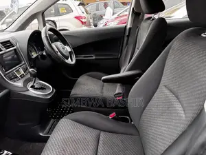 Toyota Ractis 2012 Black