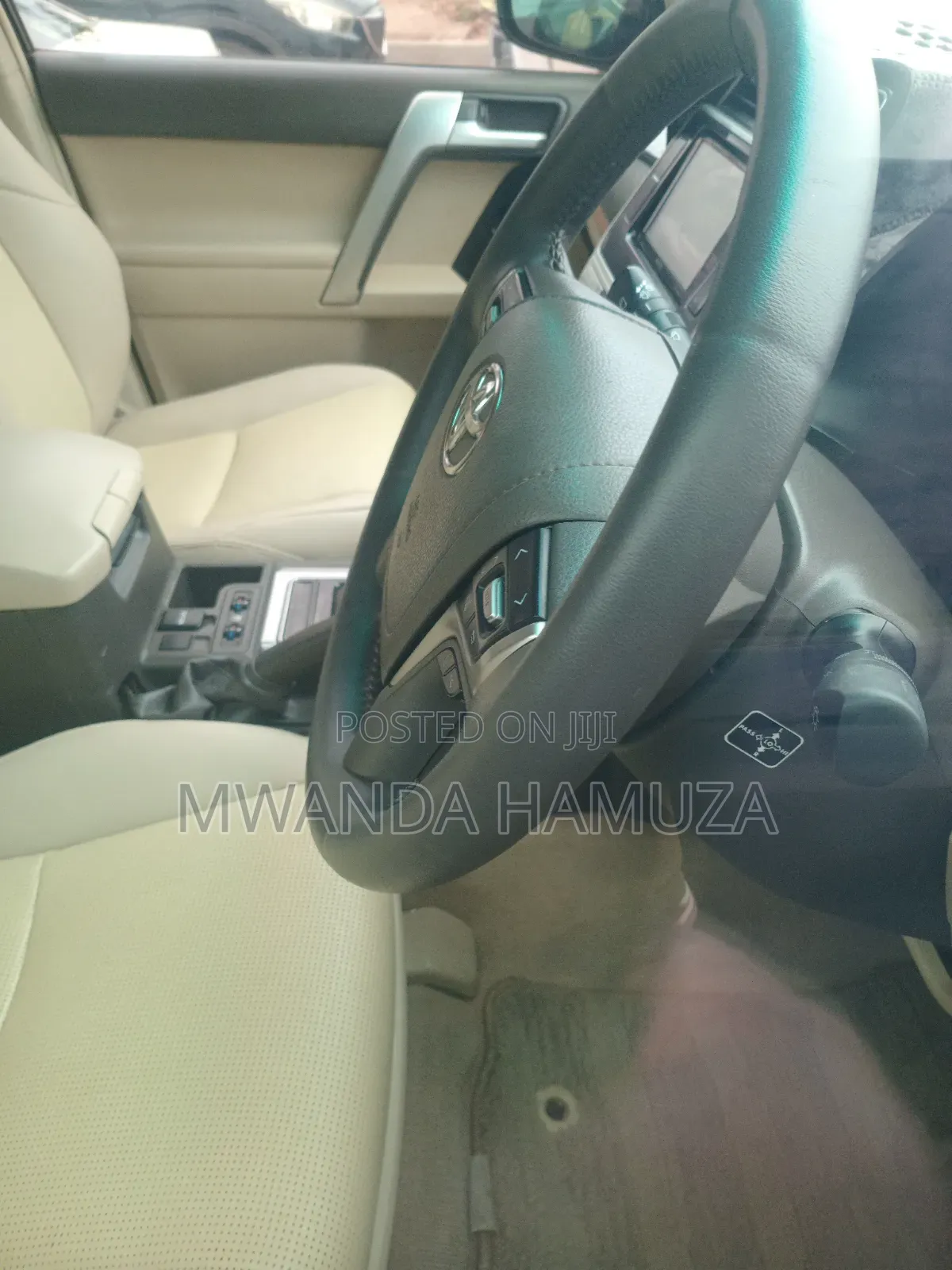 Toyota Land Cruiser Prado 2017 White