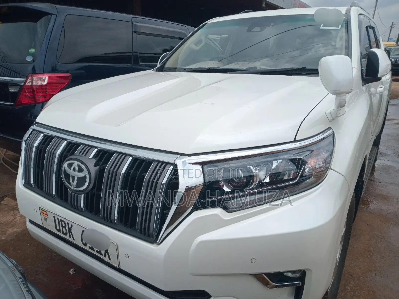 Toyota Land Cruiser Prado 2017 White