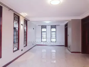 4bdrm Villa in Muyenga Bukasa, Central Division for rent