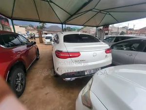 Mercedes-Benz GLE-Class 2019 White