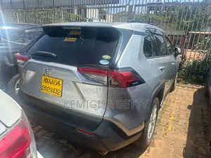 Toyota RAV4 2019 Silver