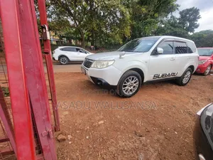 Subaru Forester 2010 White