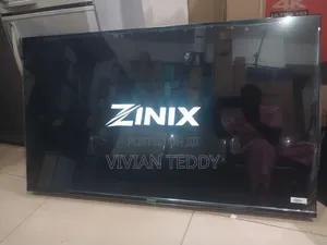 50" Zinix Smart TV