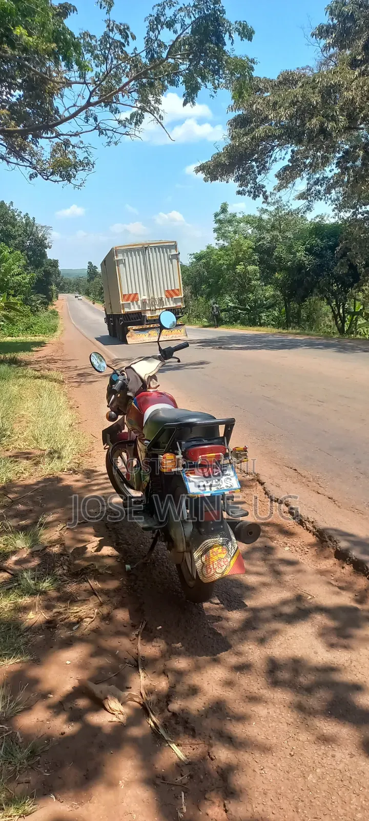 Bajaj CT 125X 2024 Red