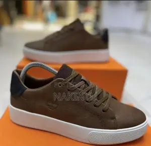 Men’s Casual Sneakers