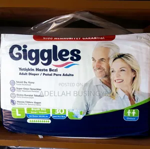 Giggles Adult Diapers (30 Pieces)