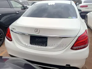 Mercedes-Benz C200 2017 White