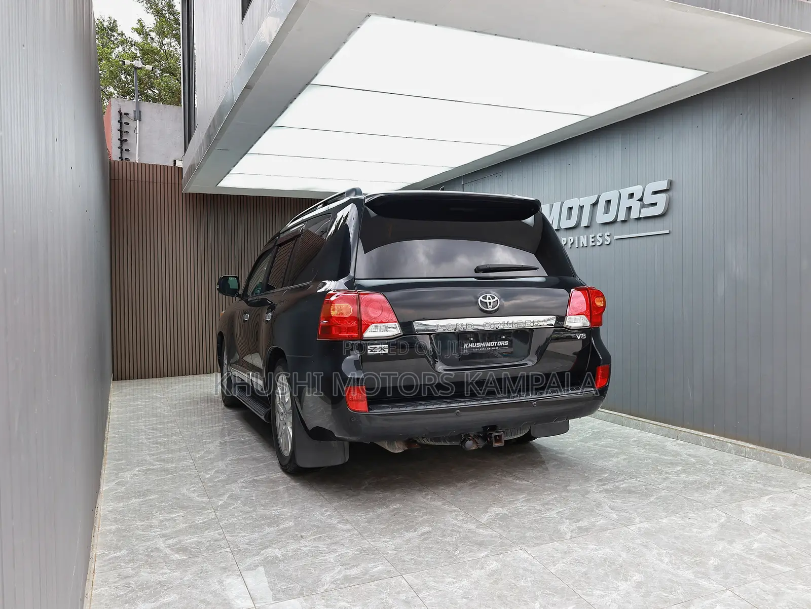 Toyota Land Cruiser 4.6 V8 ZX 2013 Black