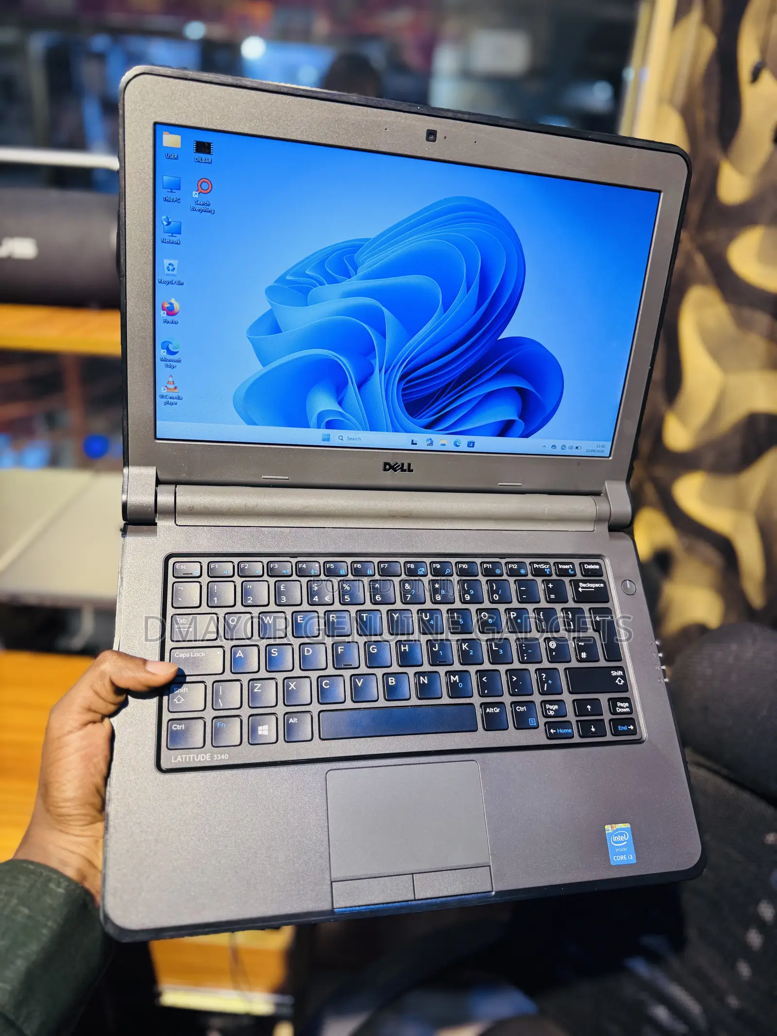 Laptop Dell Latitude 13 3340 8GB Intel Core i3 SSD 256GB