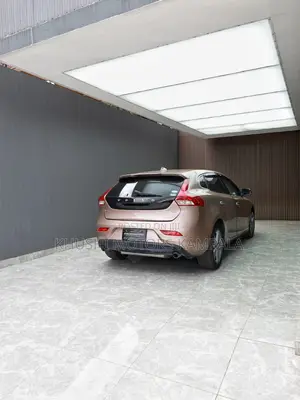 Volvo V40 2013 Brown