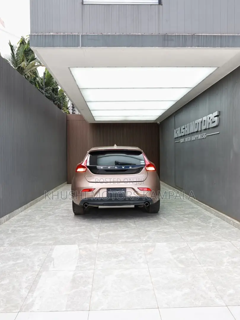 Volvo V40 2013 Brown
