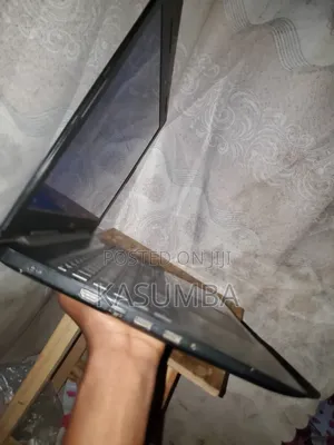 Laptop Dell Inspiron 15 5570 4GB Intel Core i3 SSD 128GB