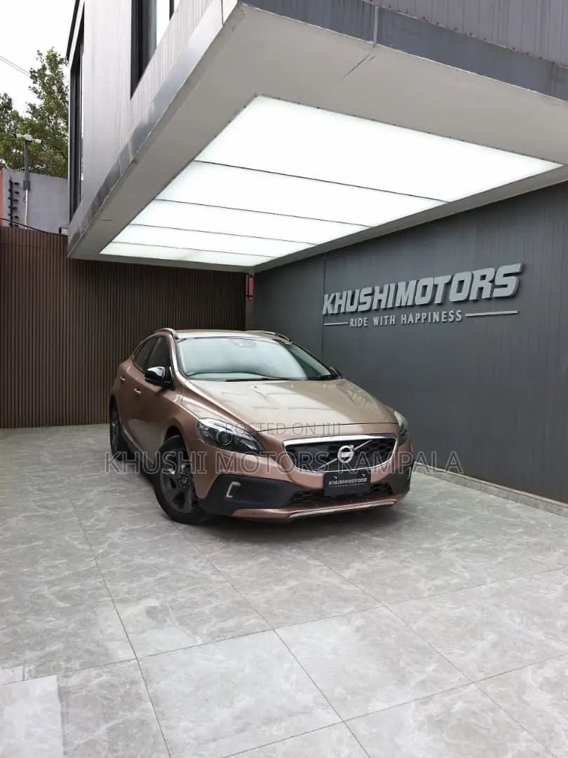 Volvo V40 2014 Brown