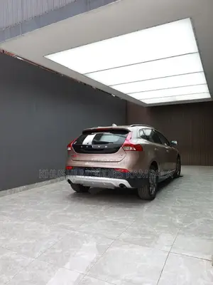 Volvo V40 2014 Brown