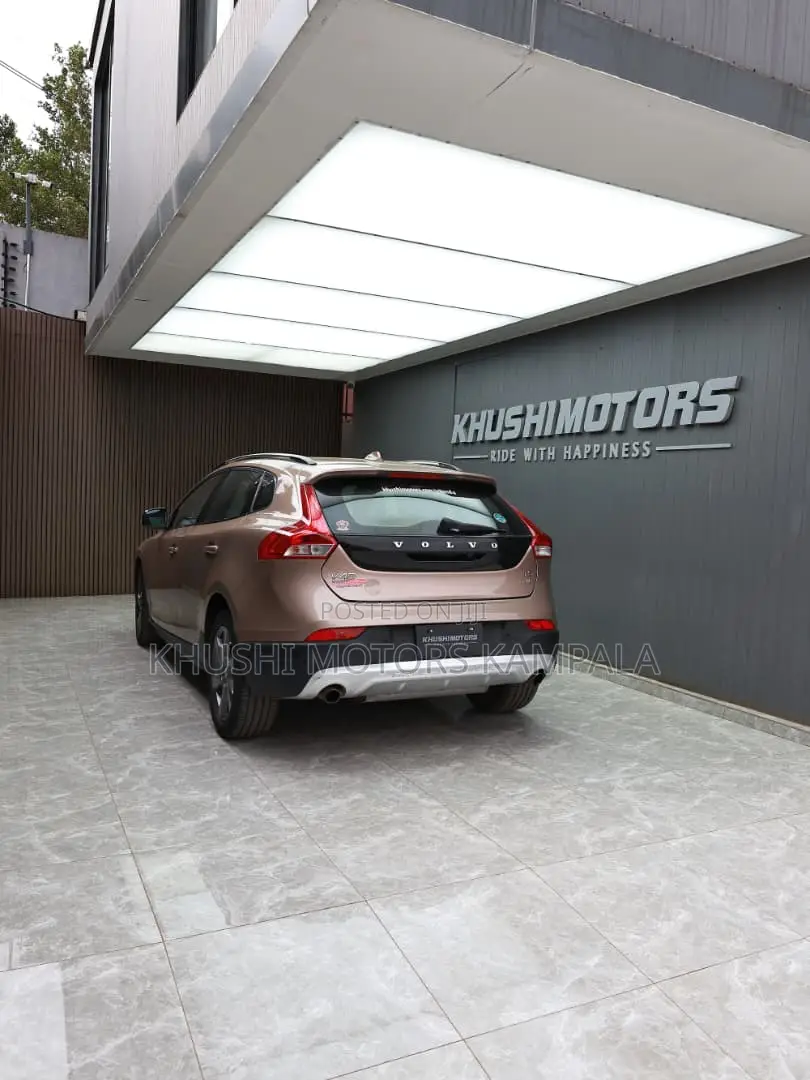 Volvo V40 2014 Brown