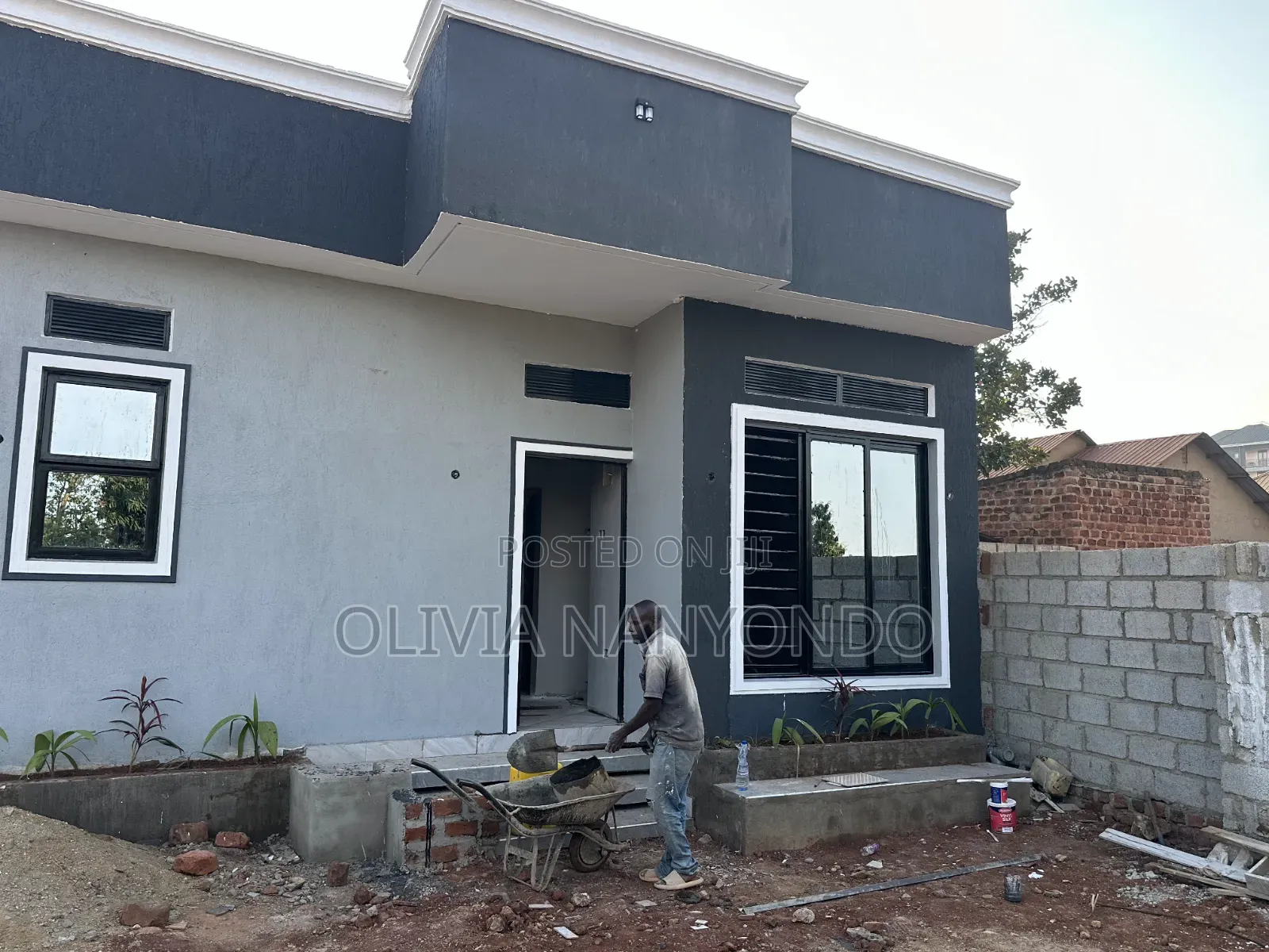 1bdrm House in Edgar Road, Central Division for rent