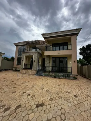 6bdrm House in Kira Town At 950M, Wakiso / Wakiso for sale