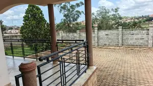 4bdrm House in Division A for sale