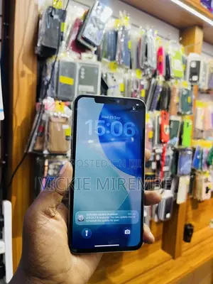 Apple iPhone 11 Pro Max 64 GB White