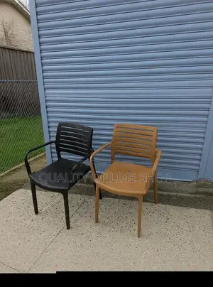 Simplified Plastic Chairs Plastic Chairs