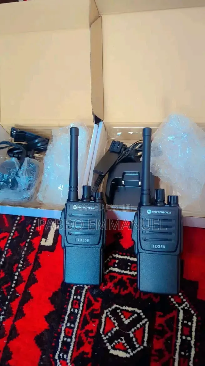 Motorola Duo Band Talkies