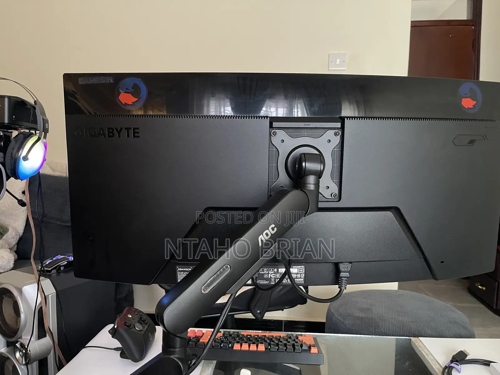 Giga Byte 34inch Curved Gaming Monitor