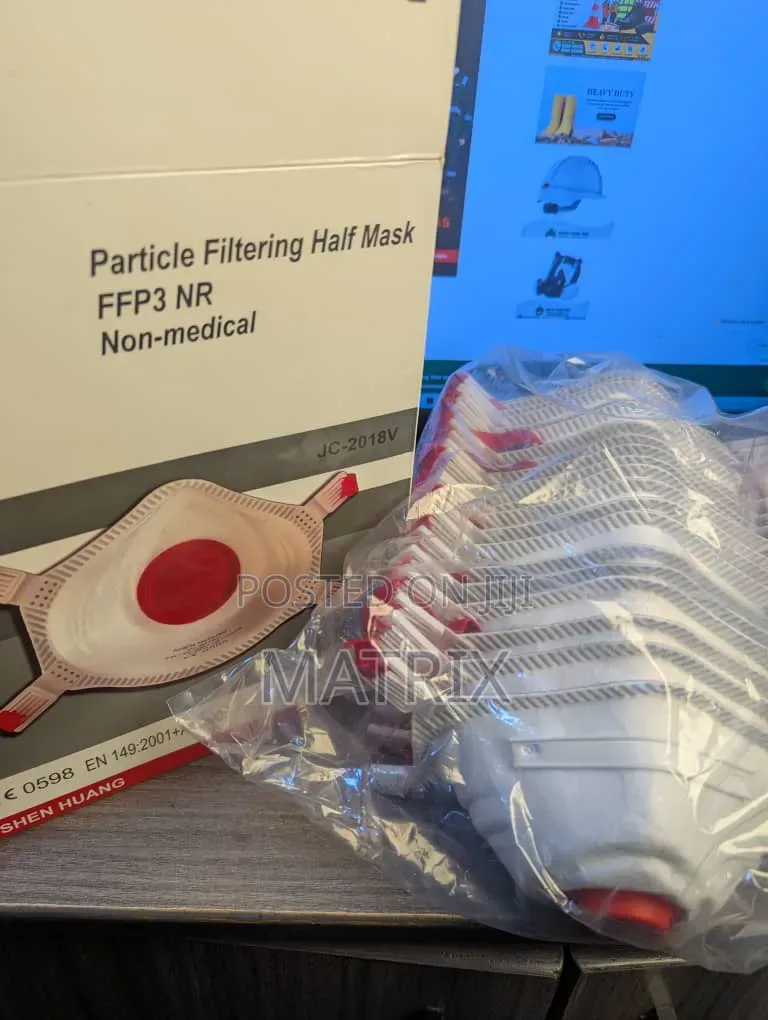 Particle Filtering Half Mask