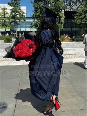 Fresh Red Roses for Graduation Big Size