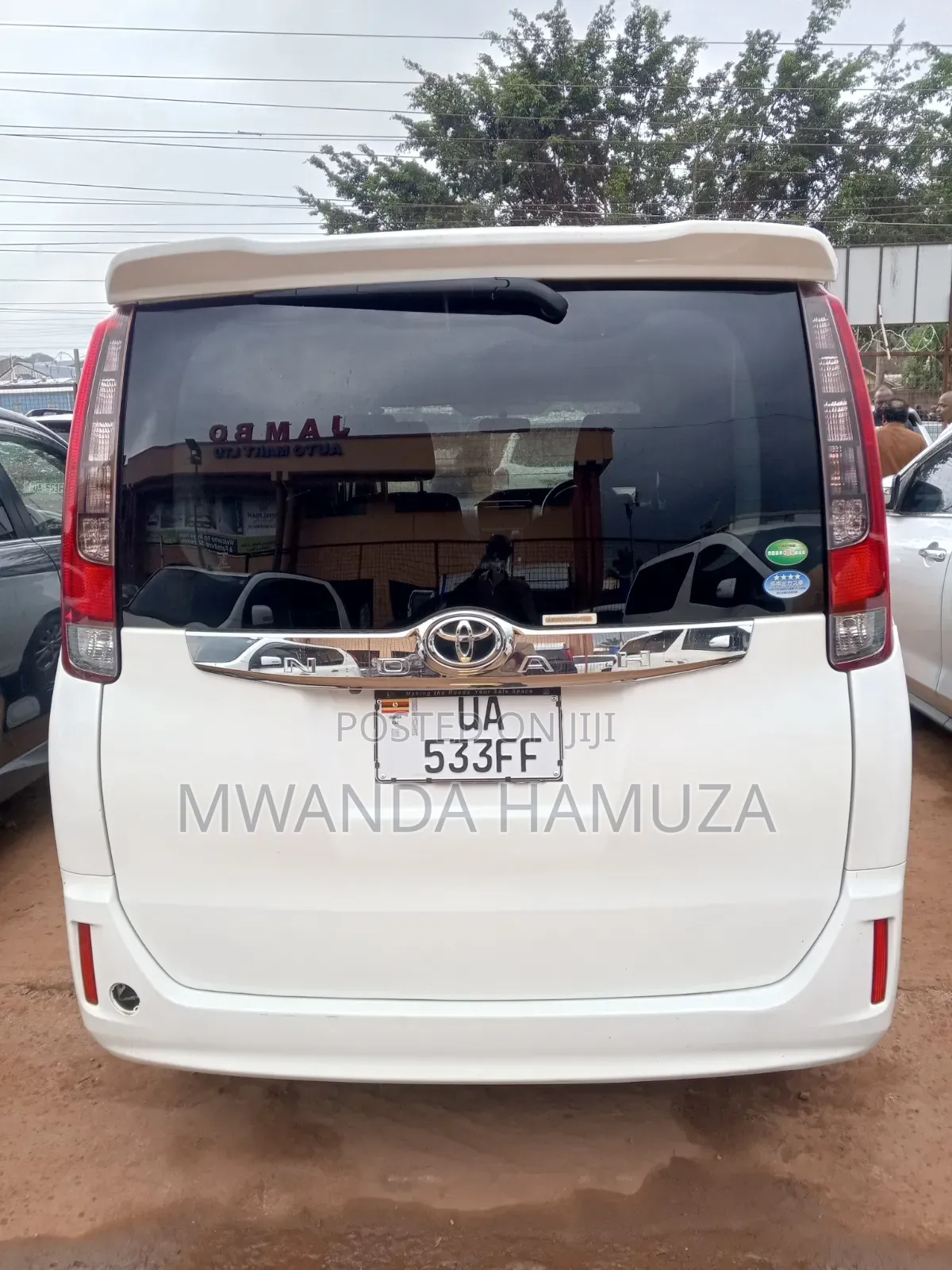 Toyota Noah 2014 White