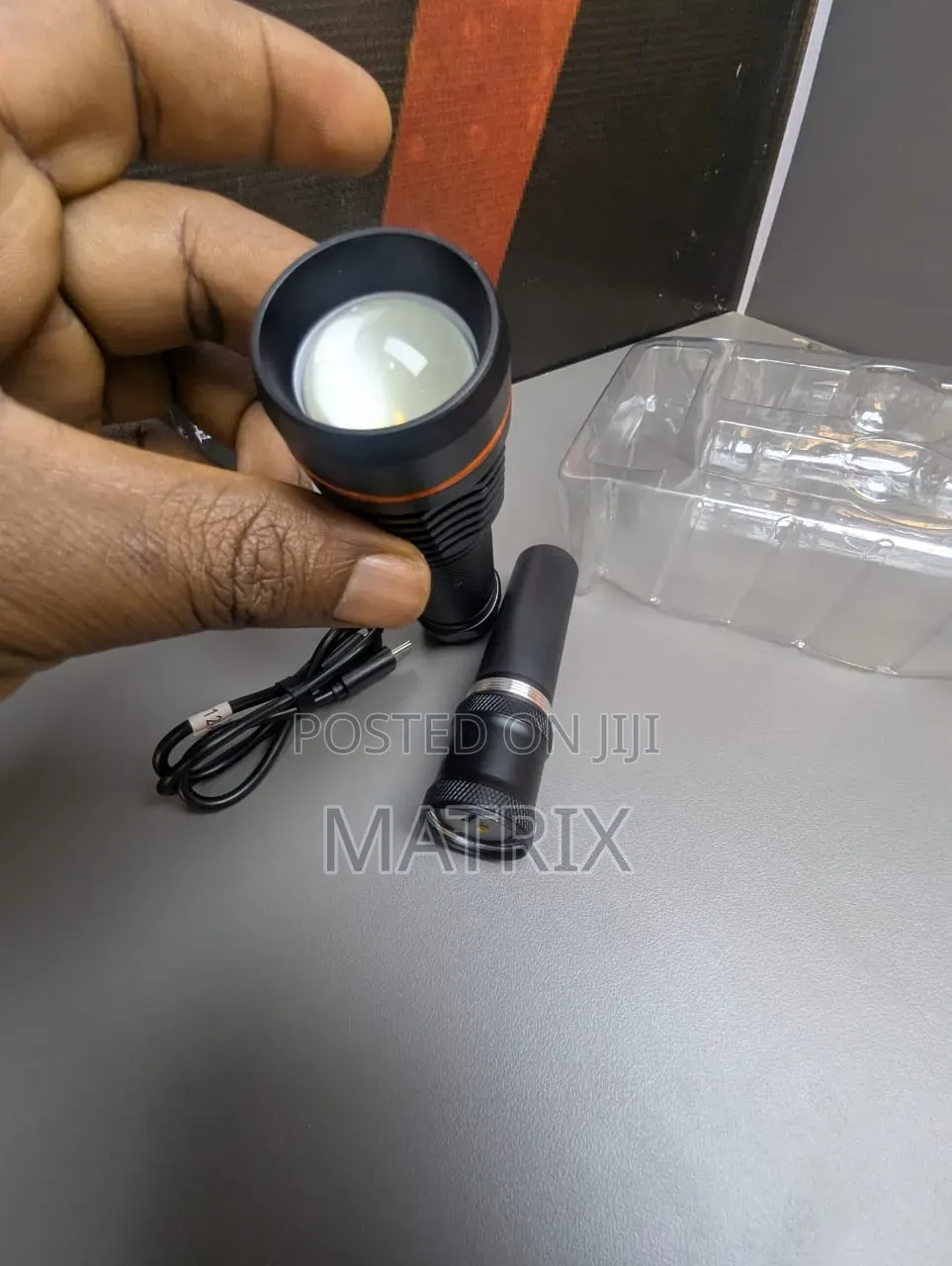 USB Rechargeable Flashlight