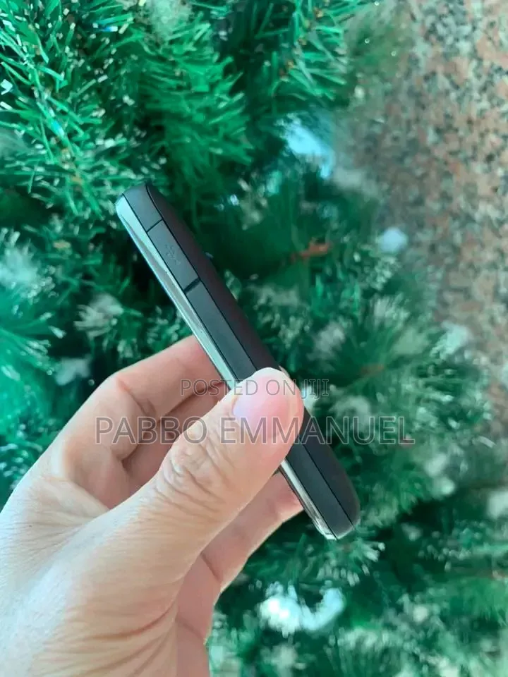 New Nokia C2-01 Black