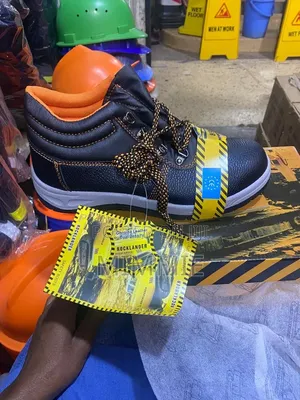 Safety Boot (Rocklander Shoe)