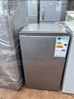 Hisense 90L Mini Fridge Single Door