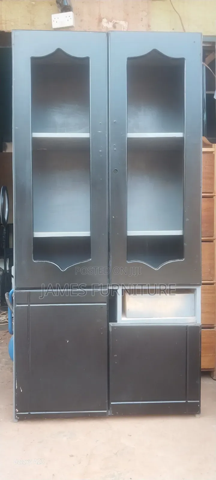 0pen Wardrobe