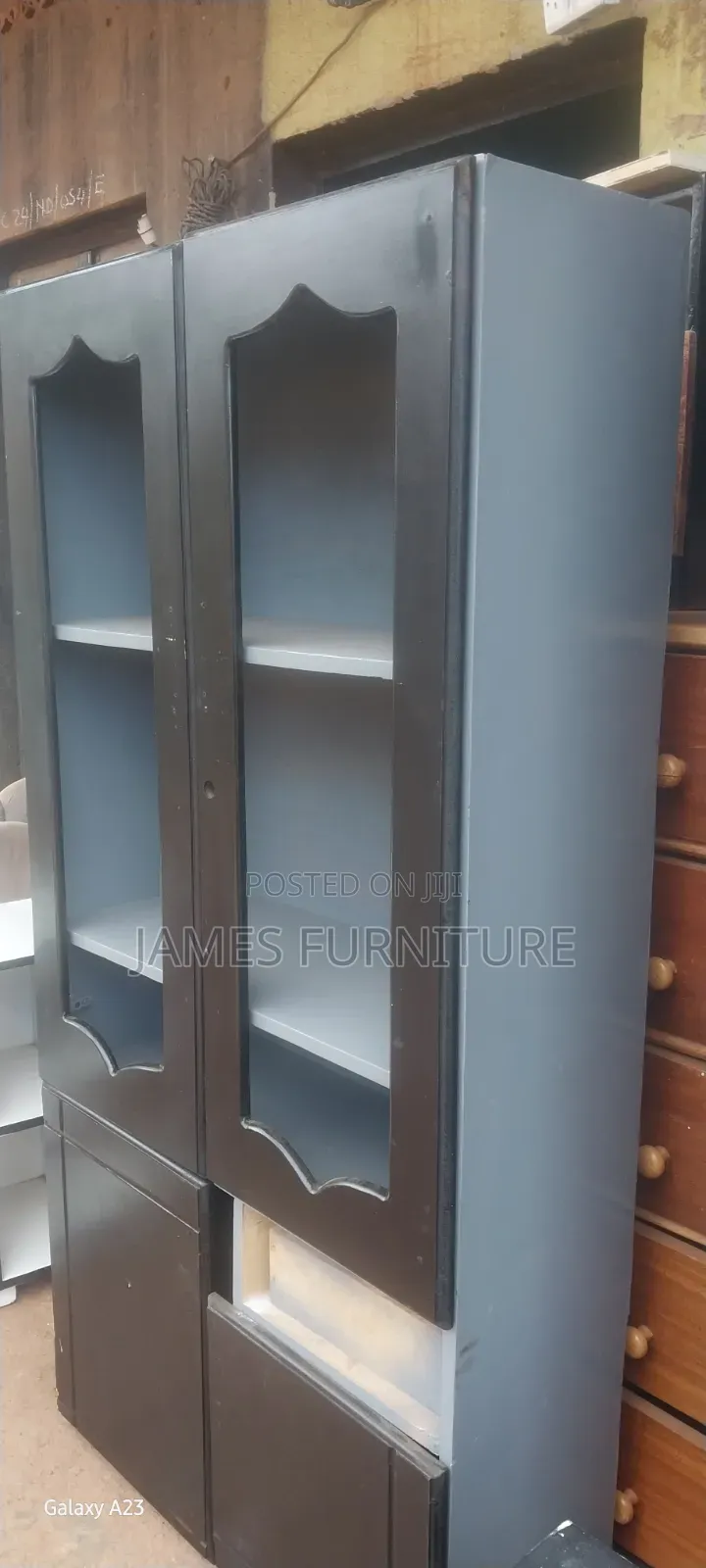 0pen Wardrobe