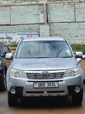 Subaru Forester 2010 Silver