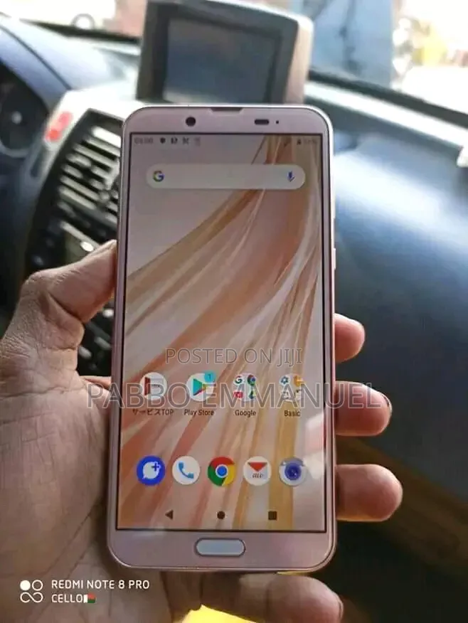 Sharp Aquos Sense 2 SHV43 32 GB Gold