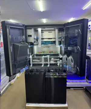 Hisense 680L French Door Refrigerator Spacious. Stylish. Powerful.