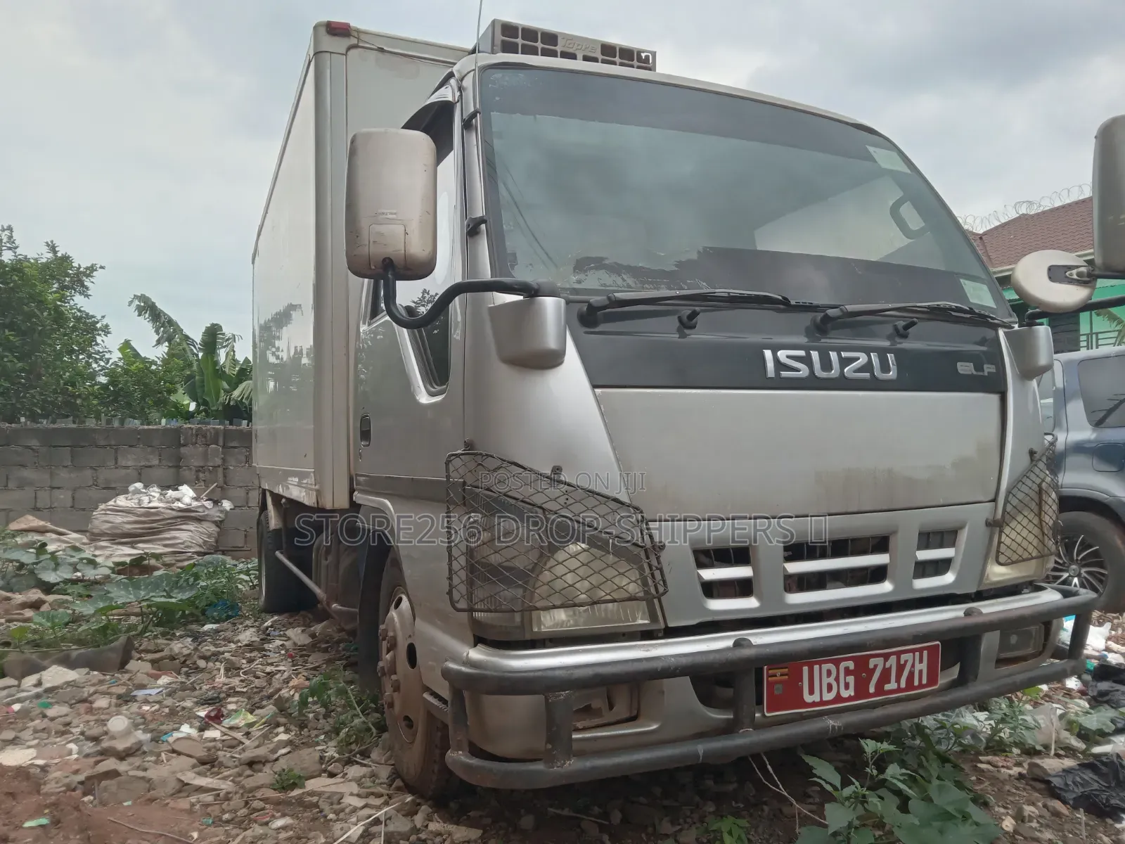Isuzu ELF Truck 1997 Silver