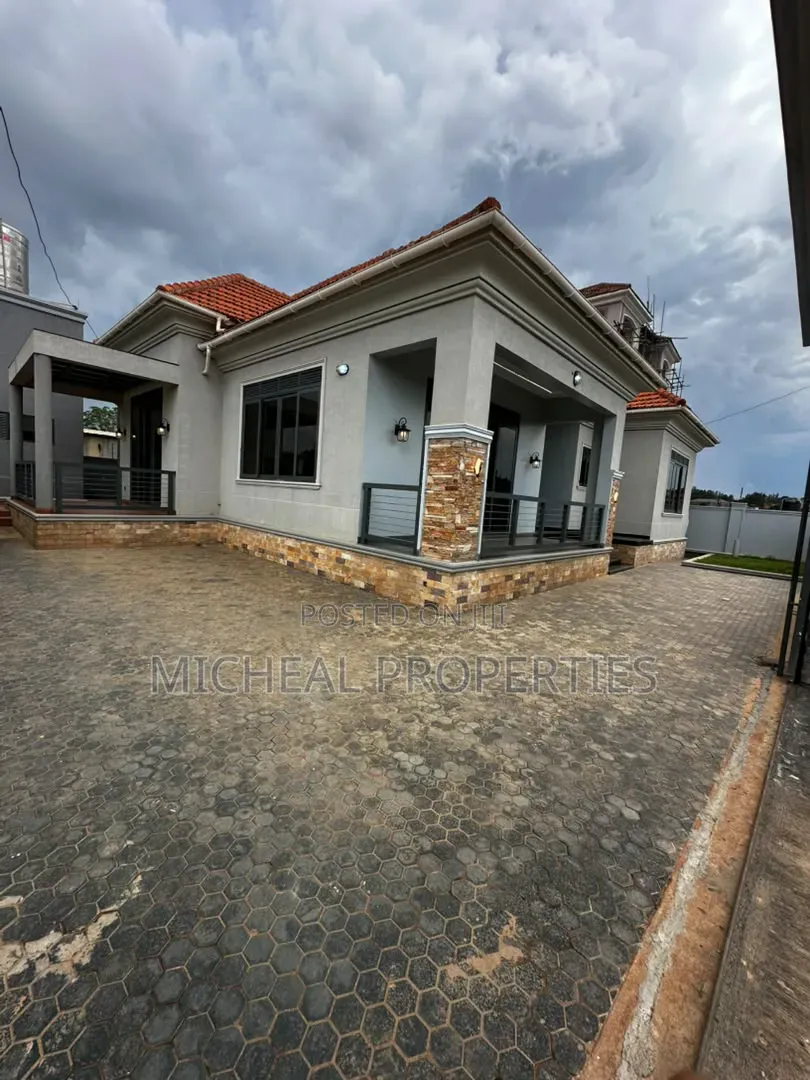 4bdrm House in Najera Town At 750M, Wakiso / Wakiso for sale