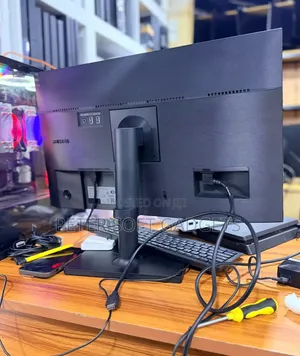 Samsung 27 Inch Monitor