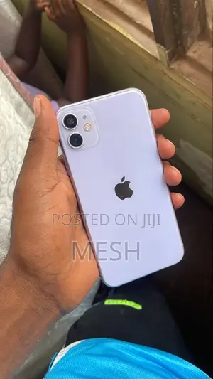 Apple iPhone 11 64 GB Purple