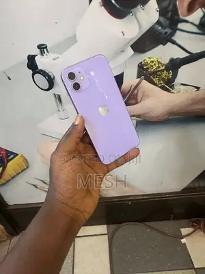 Apple iPhone 11 64 GB Purple