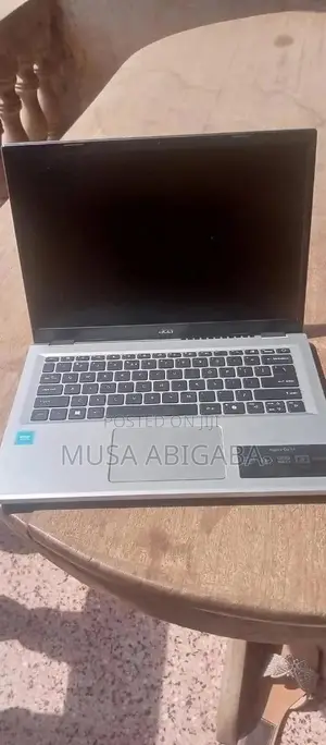 Laptop Acer Aspire Go 14 4GB Intel Celeron SSD 128GB