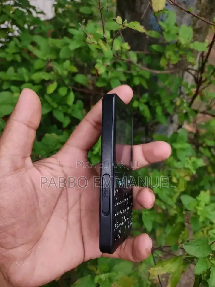 Nokia Asha 210 Black