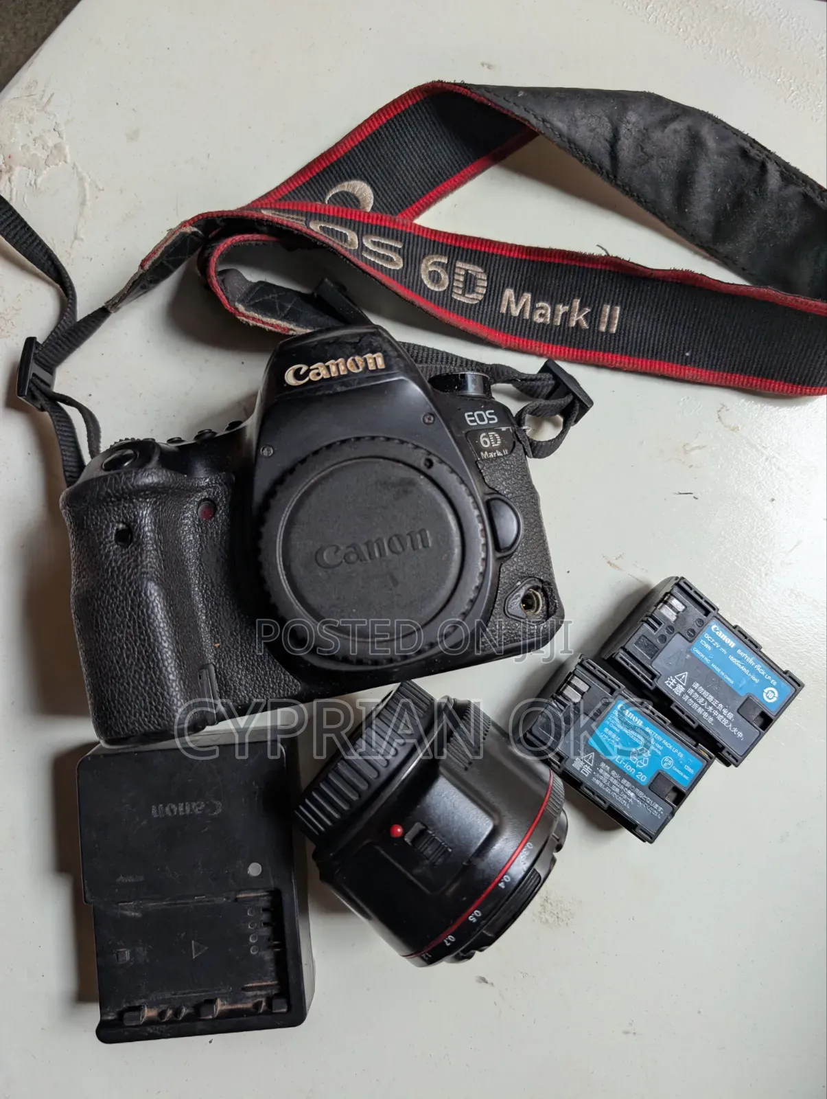 6D Mark 2, 50mm 1.8, 2batteries, Charger, Perfect Condition