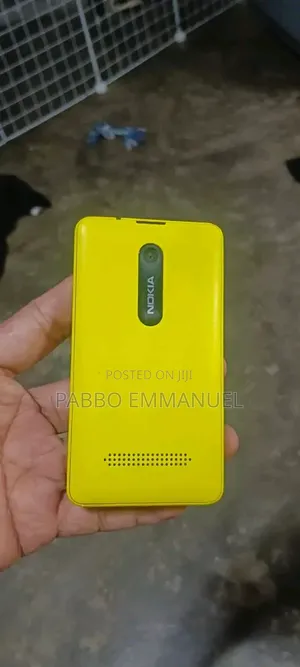 Nokia Asha 210 Yellow