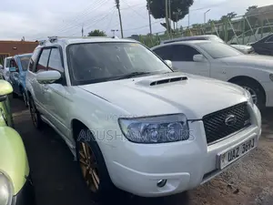 Subaru Forester 2004 White